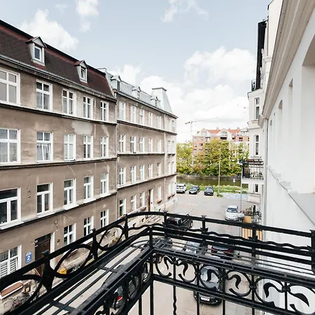Maya's Flats & 69 - Zielona * Gdańsk