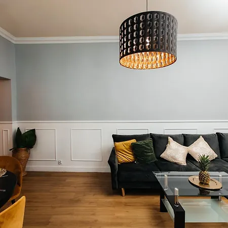 Maya's Flats & 69 - Zielona Gdańsk